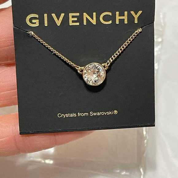 NWT One Size Women’s Givenchy Crystal Necklace In Golden Color - Picture 3 of 6